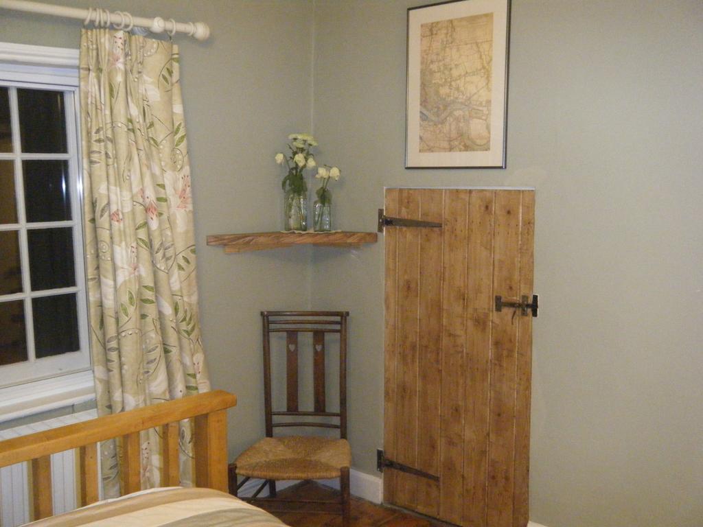 Debden Leggatts Farm B&B 외부 사진